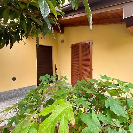 Entire Accommodation With Private Garden Near Milan And Lake Como - Free Parking - Family Friendly Seregno Exterior photo